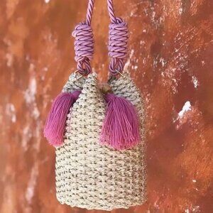 bags made of iraca palm, handmade, these wallets are new